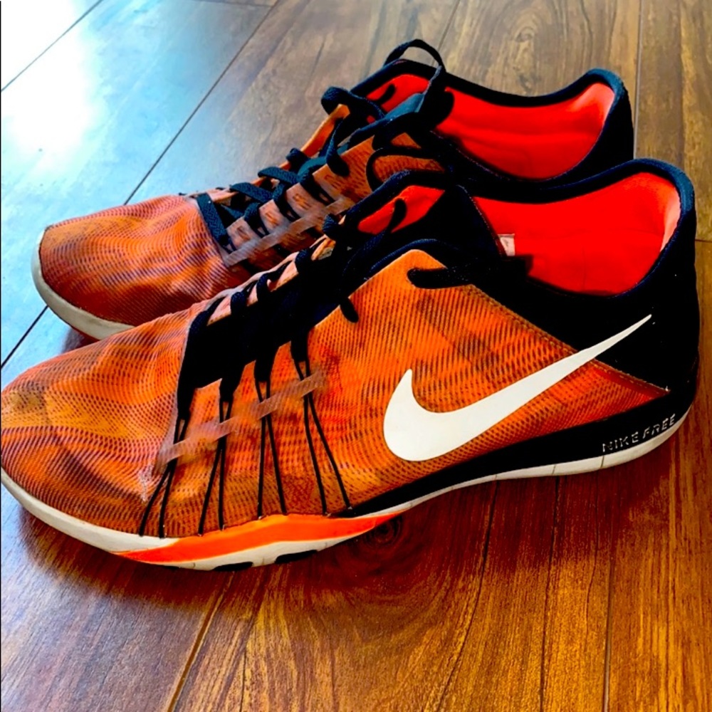 Women’s Nike shoes